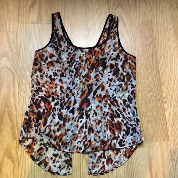 Leopard print top - Picture 1 of 7